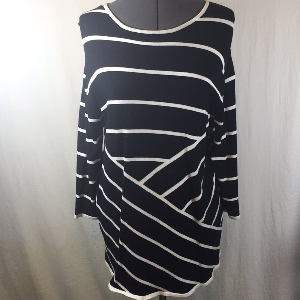 Blast 3/4 Sleeve Black & White Stripe Top Size L